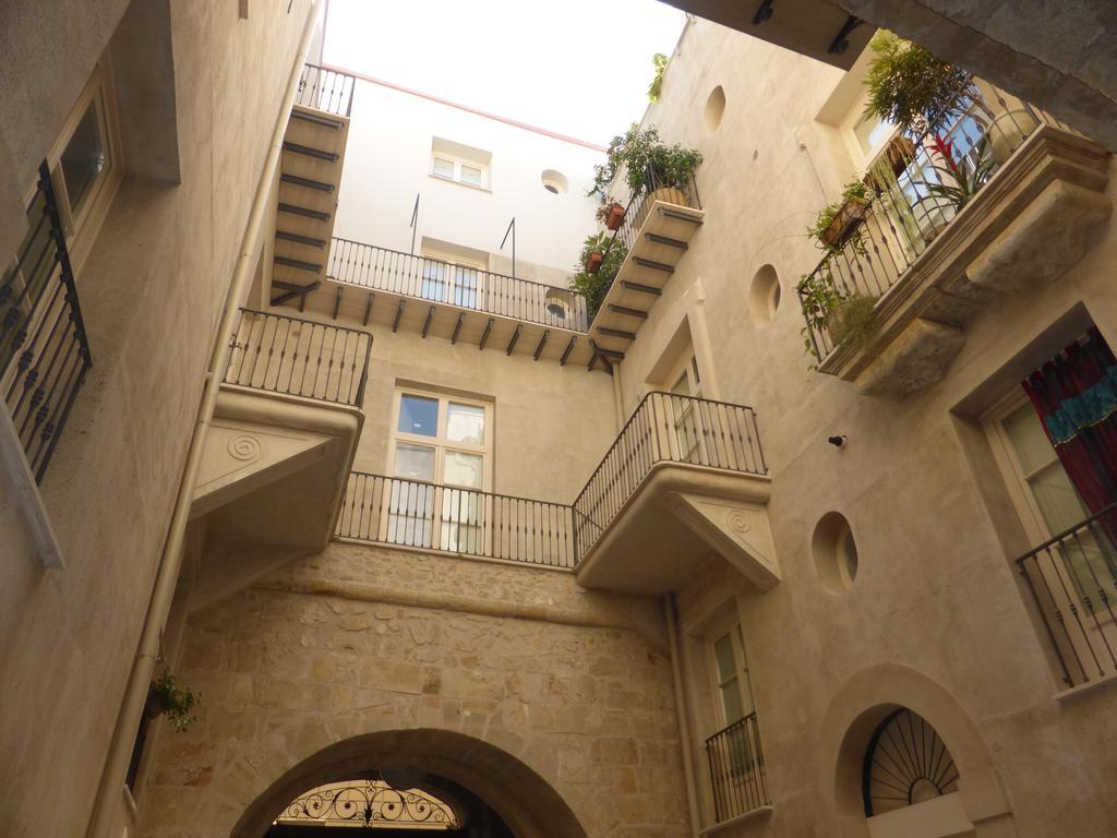 Appartamento In Palazzo Lampedusa Палермо Екстериор снимка